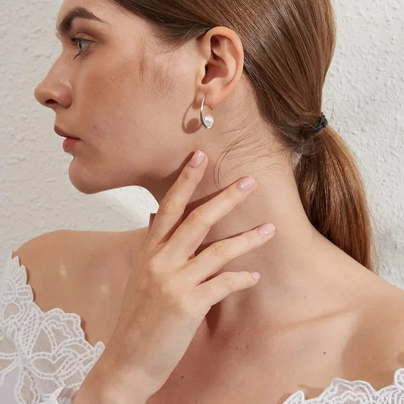 European and American Simple Style Earrings for Women