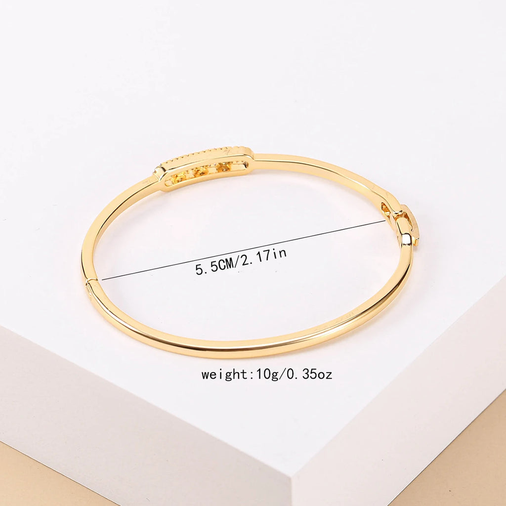 Beaut and Berry Luxurious 18k Gold Plated Bracelet for Women