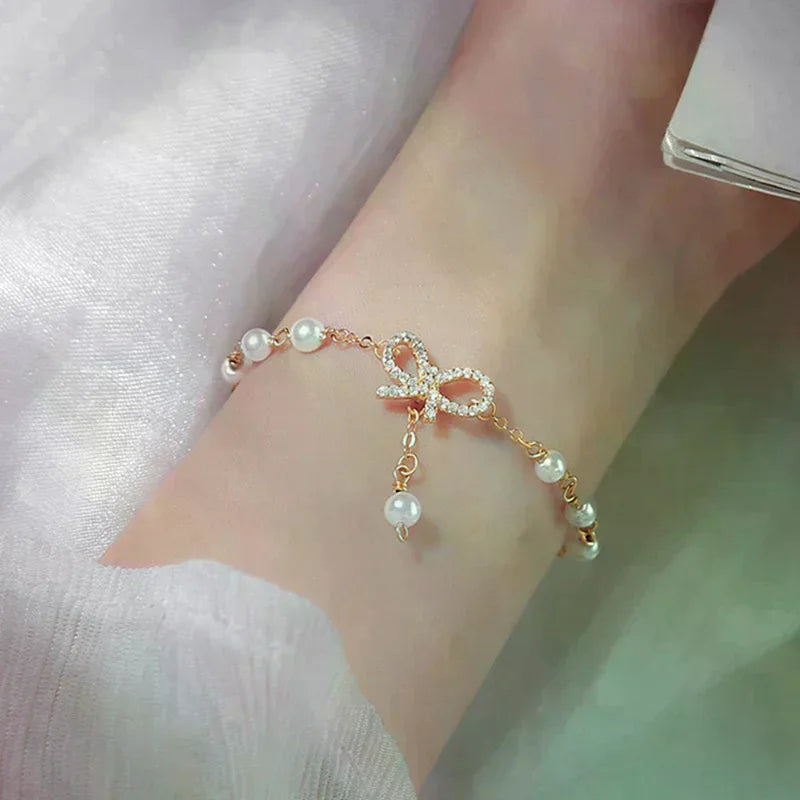 Women Bow Pearls Charm Bracelet