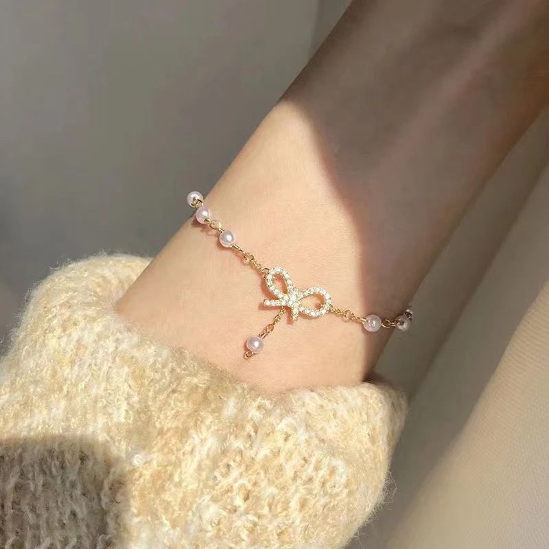 Women Bow Pearls Charm Bracelet