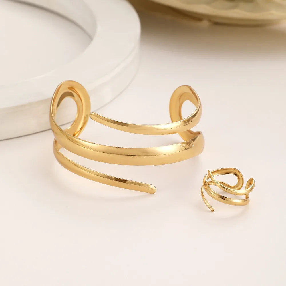 European and American Thick Bracelet and Ring Jewelry Set for Women