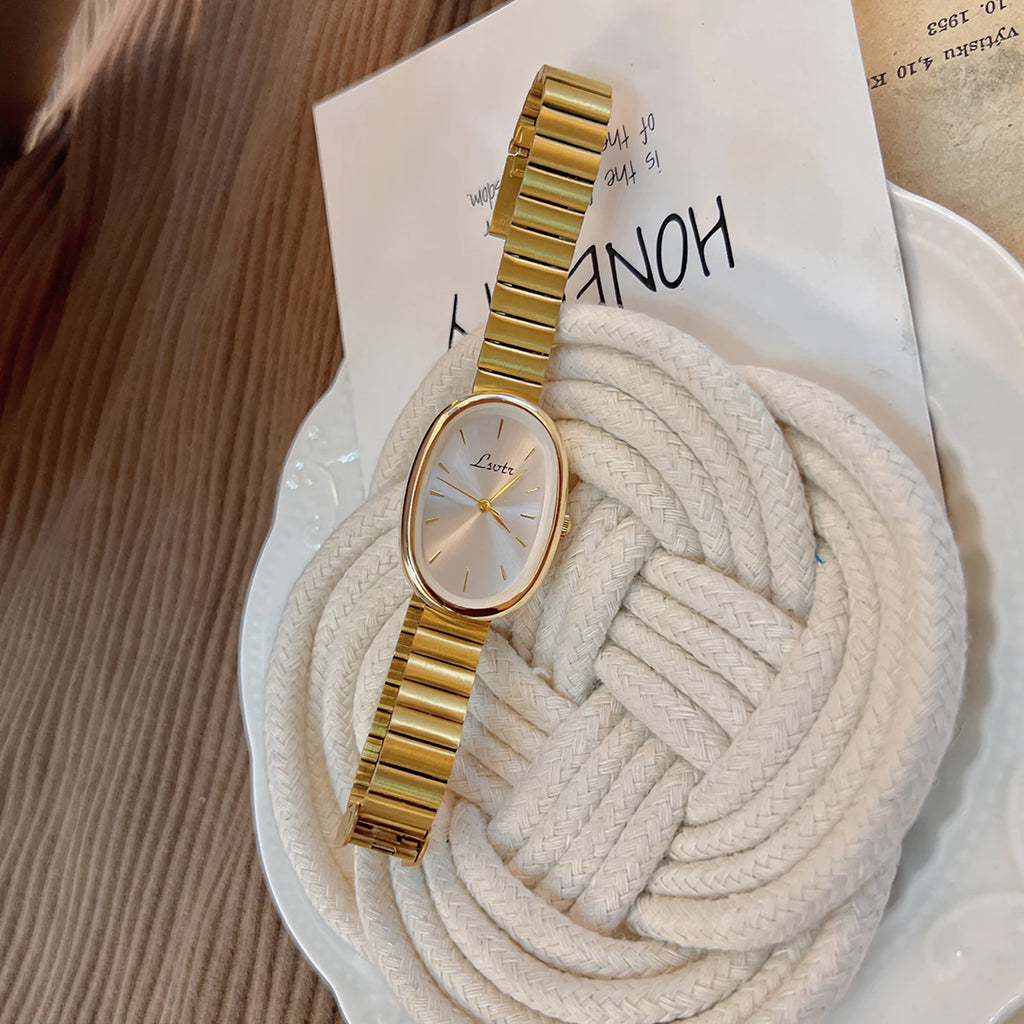 1pc Women's Watch With Gold Bracelet