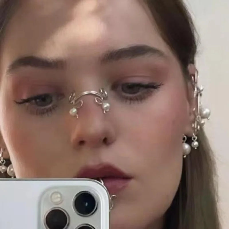 Punk Non Piercing Nose Clip Retro Fashion Faux Pearl Nose Ring Fake Face Ring Nose Nail Hip Hop Body Jewelry Gifts for Women Men