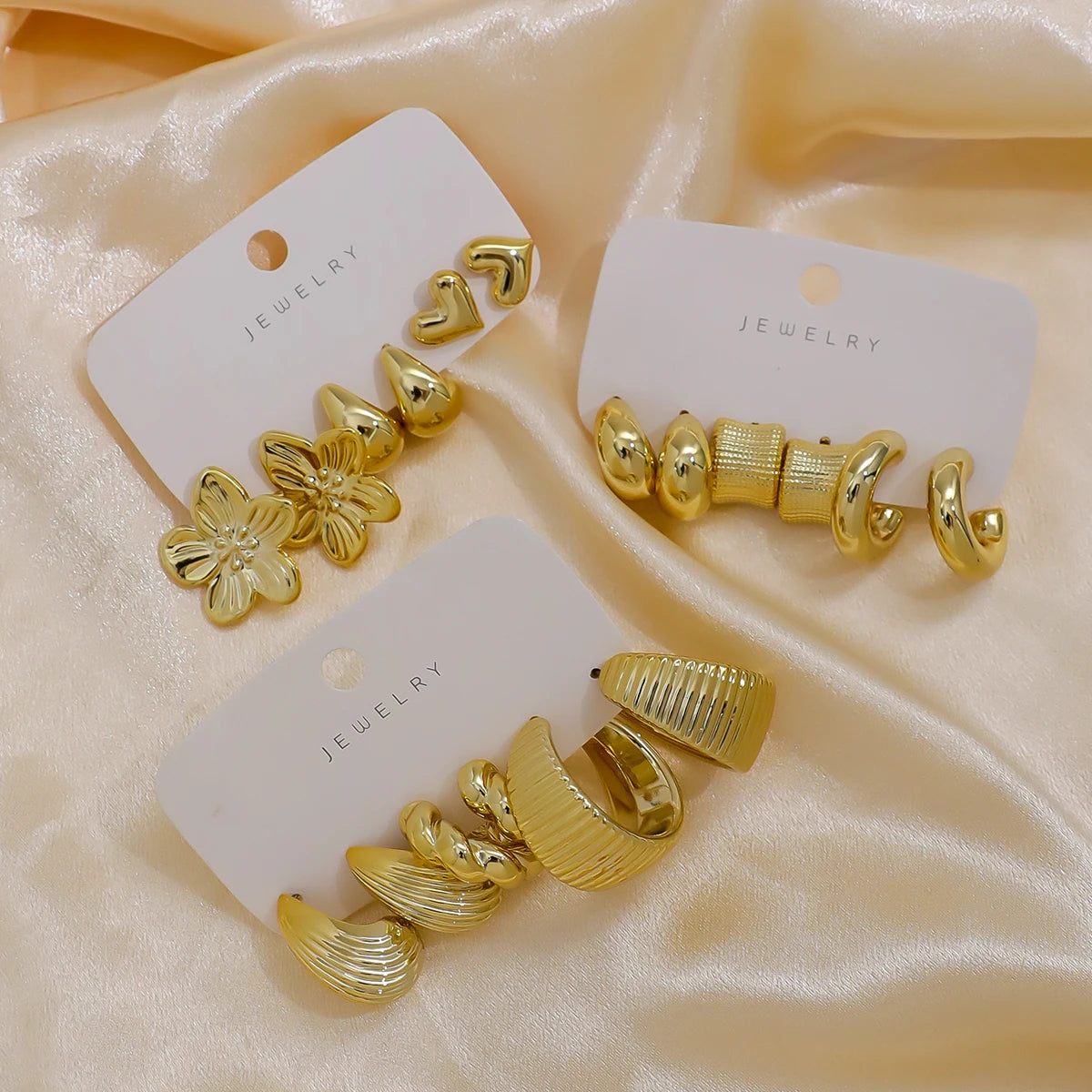 18pcs Gold-Tone Fashion Earrings Set For Women, Stylish & Elegant, Suitable For Daily, Party, And Event Wear ﻿
