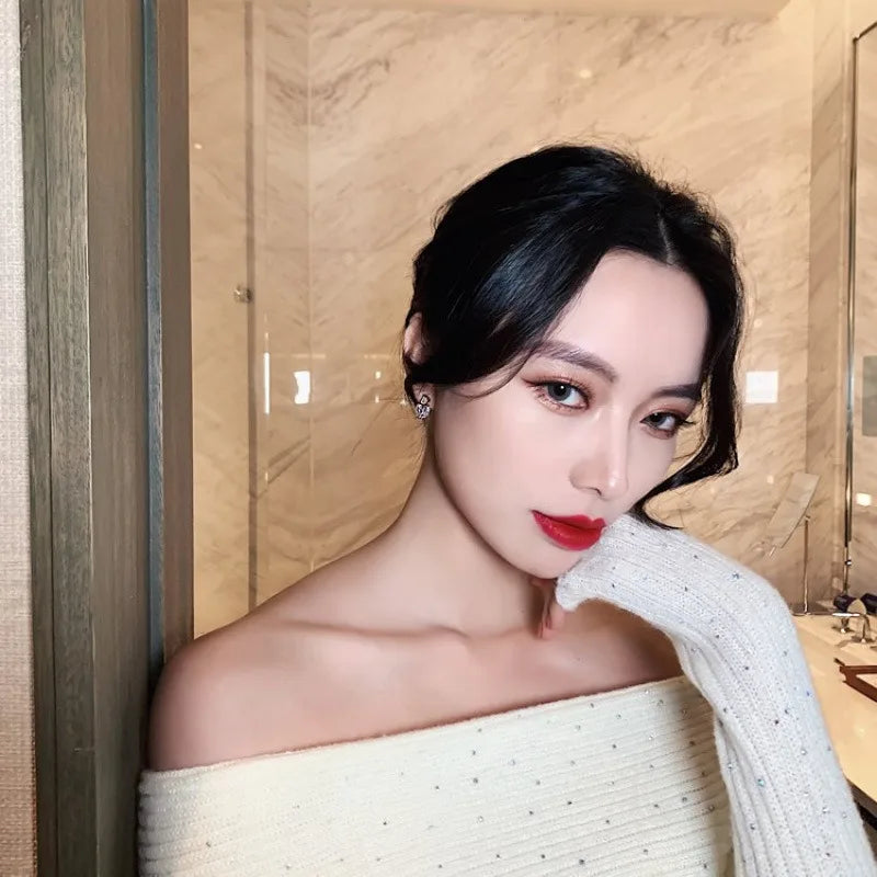 Asymmetric D-shaped Earrings