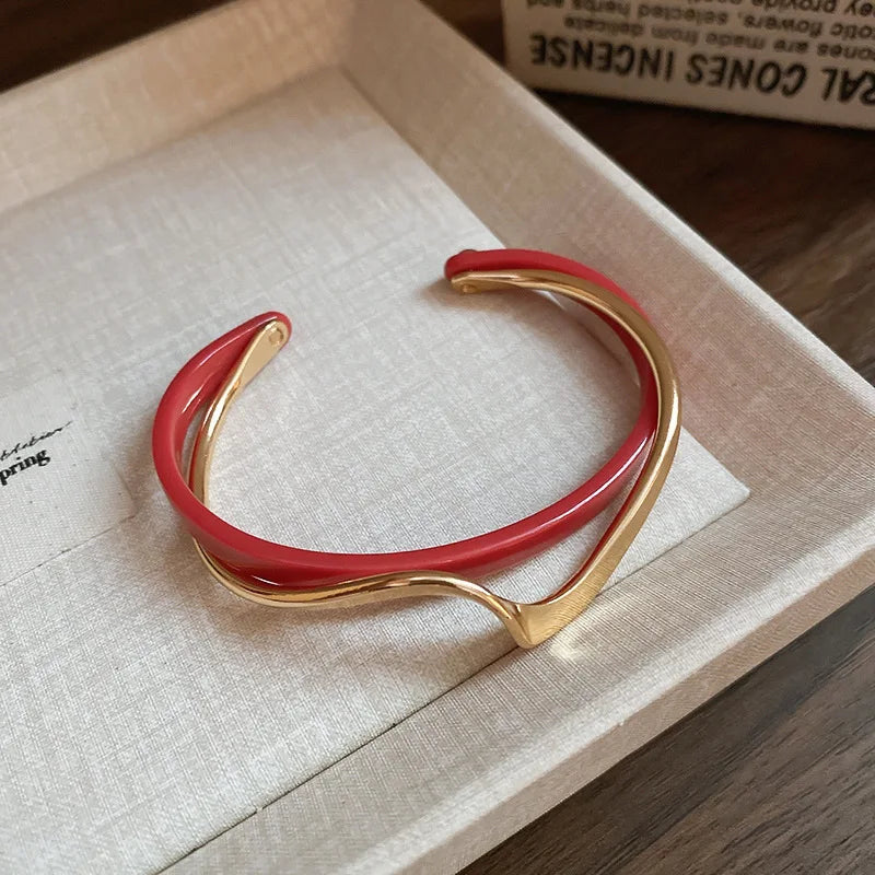 White Shellfish Bracelet for Women