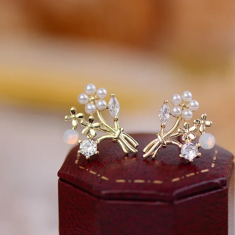 EAR CLIPS Temperament Pearl Flower Peach Heart Shaped Earrings