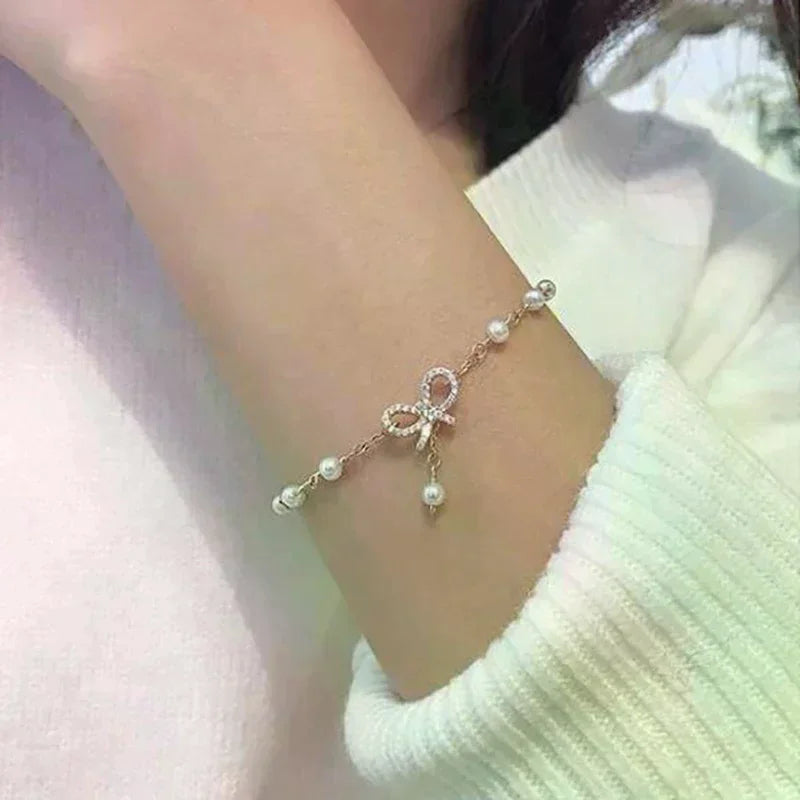 Women Bow Pearls Charm Bracelet
