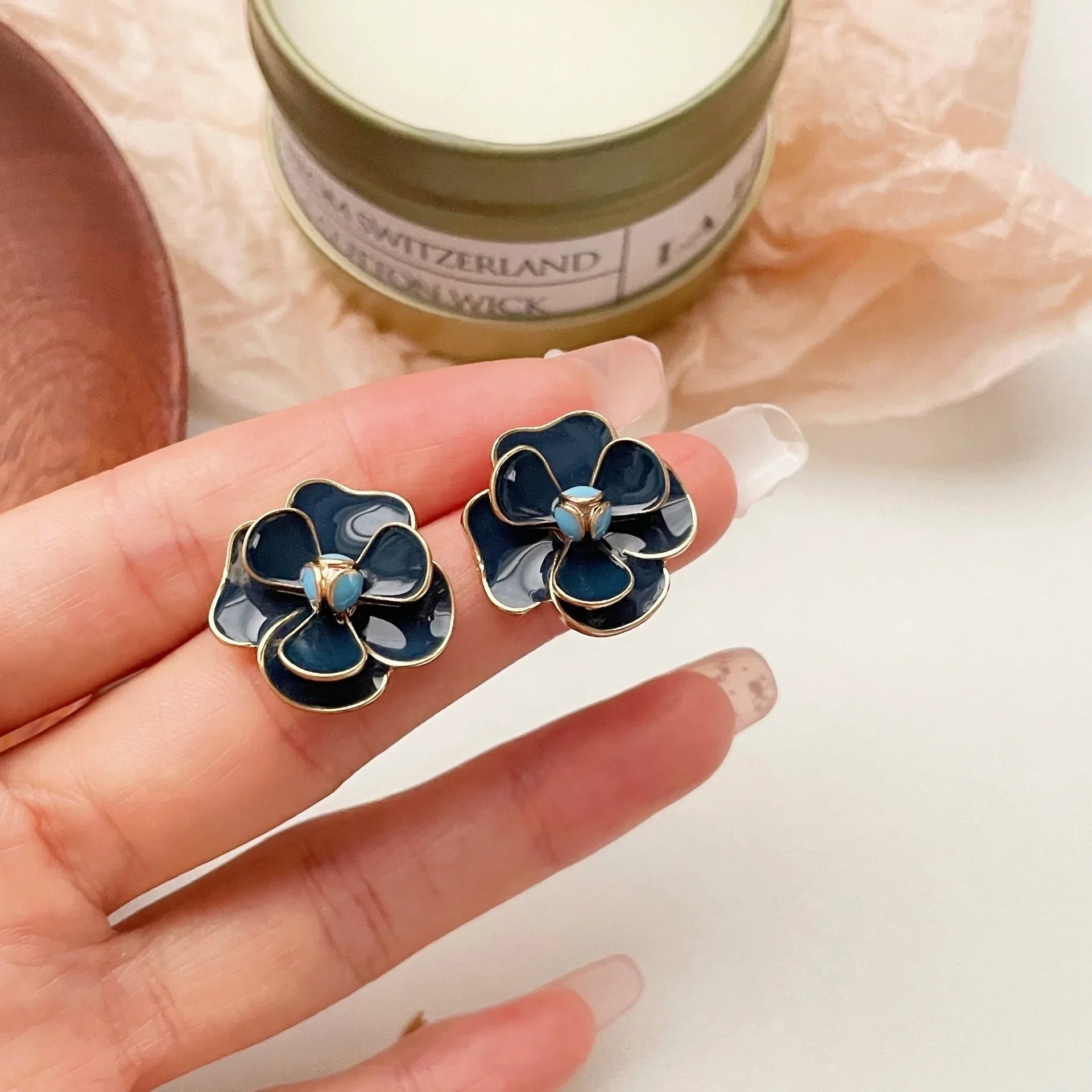EAR CLIPS Temperament Pearl Flower Peach Heart Shaped Earrings