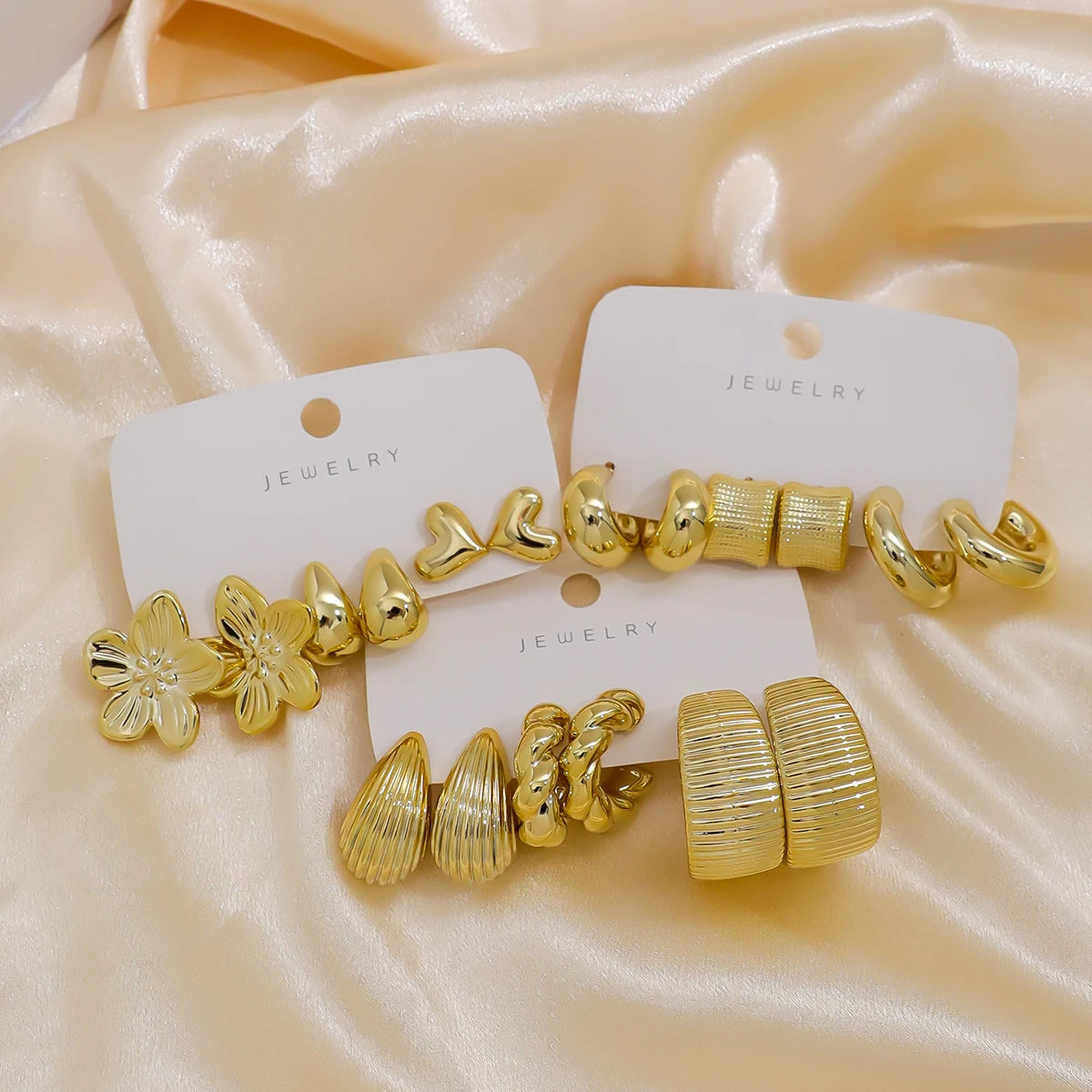 18pcs Gold-Tone Fashion Earrings Set For Women, Stylish & Elegant, Suitable For Daily, Party, And Event Wear ﻿