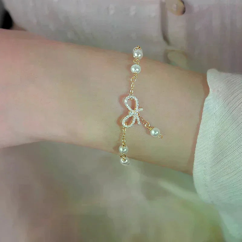 Women Bow Pearls Charm Bracelet