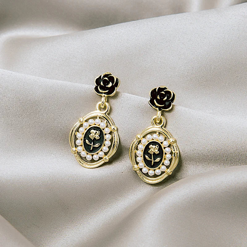 EAR CLIPS Temperament Pearl Flower Peach Heart Shaped Earrings
