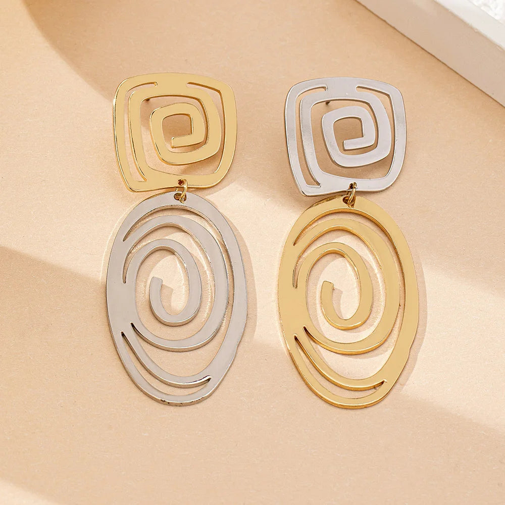 Earrings For Women Lines Ring Exaggerated Style Hollowed Geometric Metal Ear Accessories Holiday Party Gift Fashion Jewelry E551