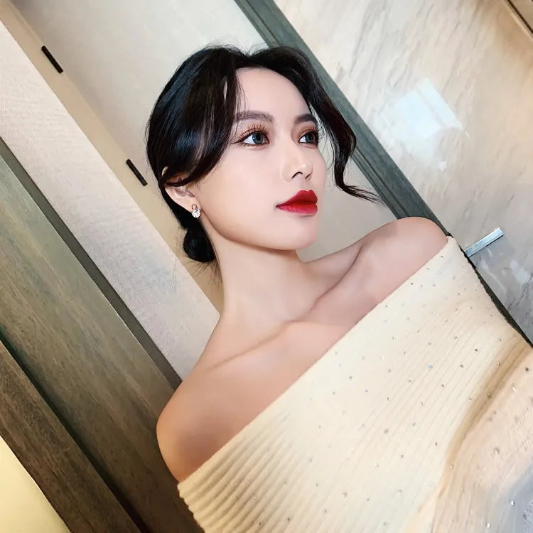 Asymmetric D-shaped Earrings